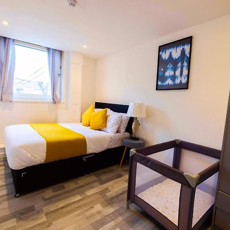 3 Bedroomflat-Free Parking-Wifi-Parking-8People Londýn Exteriér fotografie
